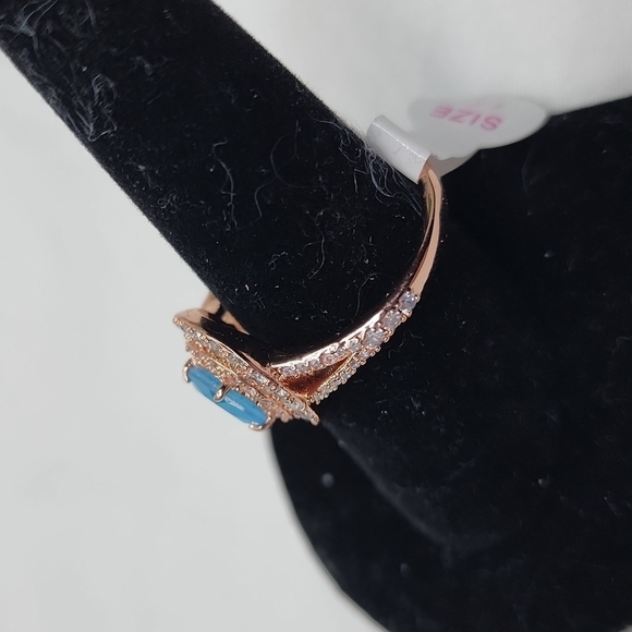 πNWT AQUA BLUE QUARTZ RINGπ - Picture 6 of 12